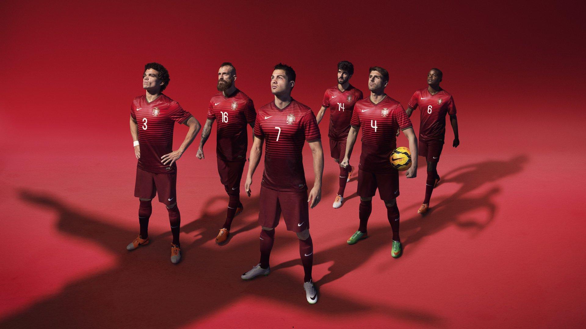 穆尼奥斯2025年狂造12球冠绝英超，水晶宫飞翼改写后卫定义